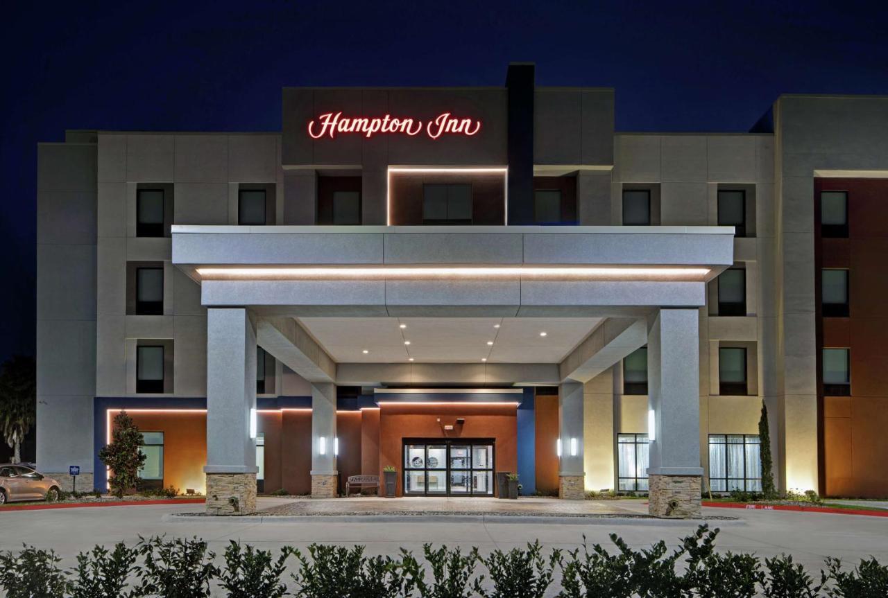 Hampton Inn Уэслако Экстерьер фото